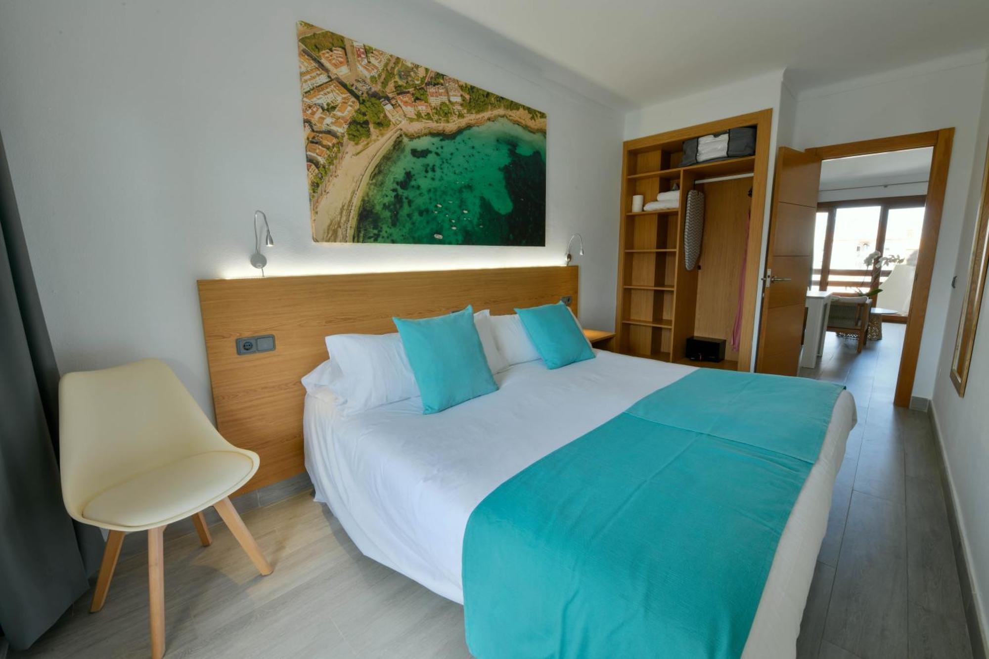 Apartamentos Estanques Colonia de Sant Jordi Екстериор снимка