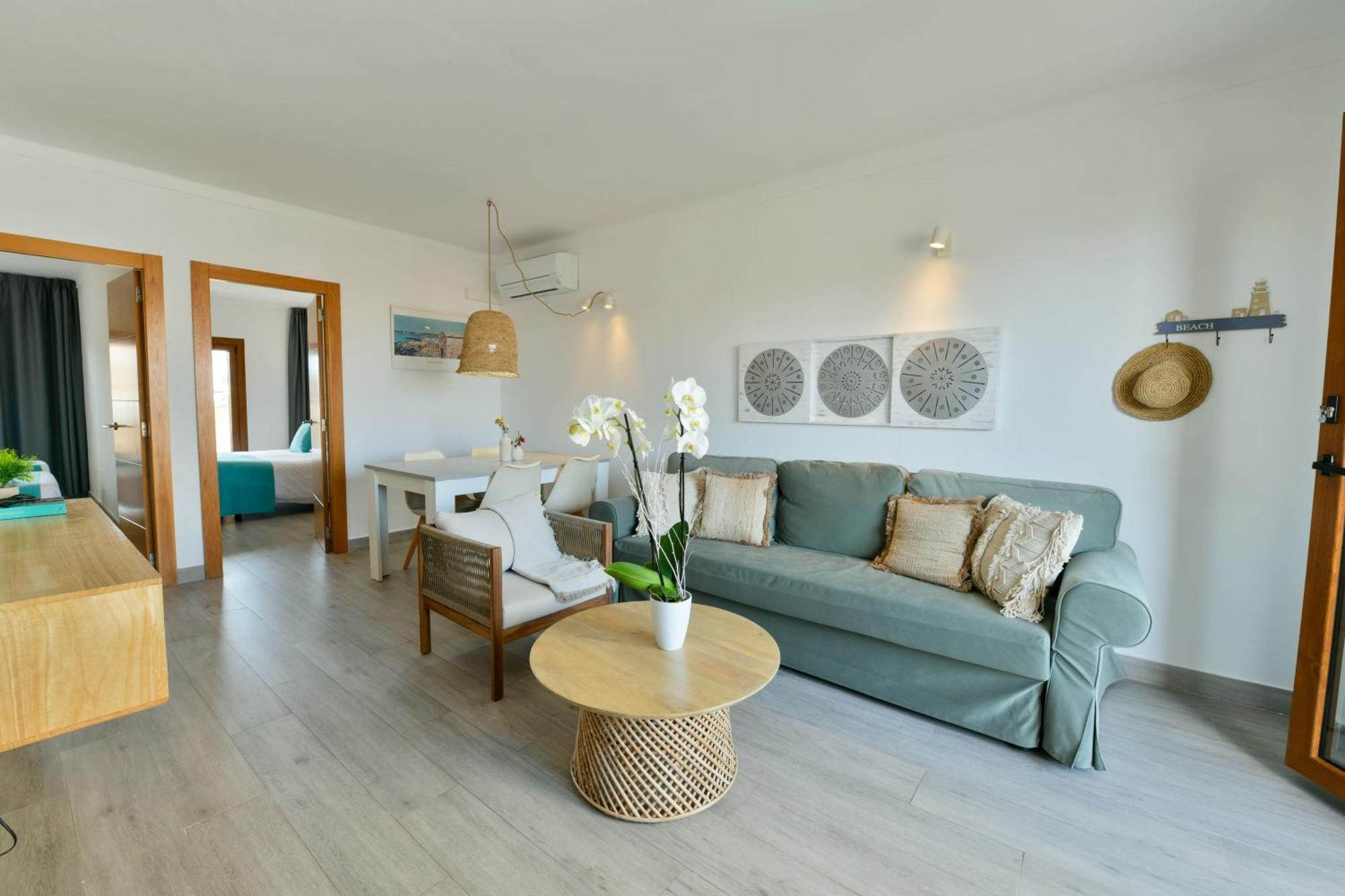 Apartamentos Estanques Colonia de Sant Jordi Екстериор снимка