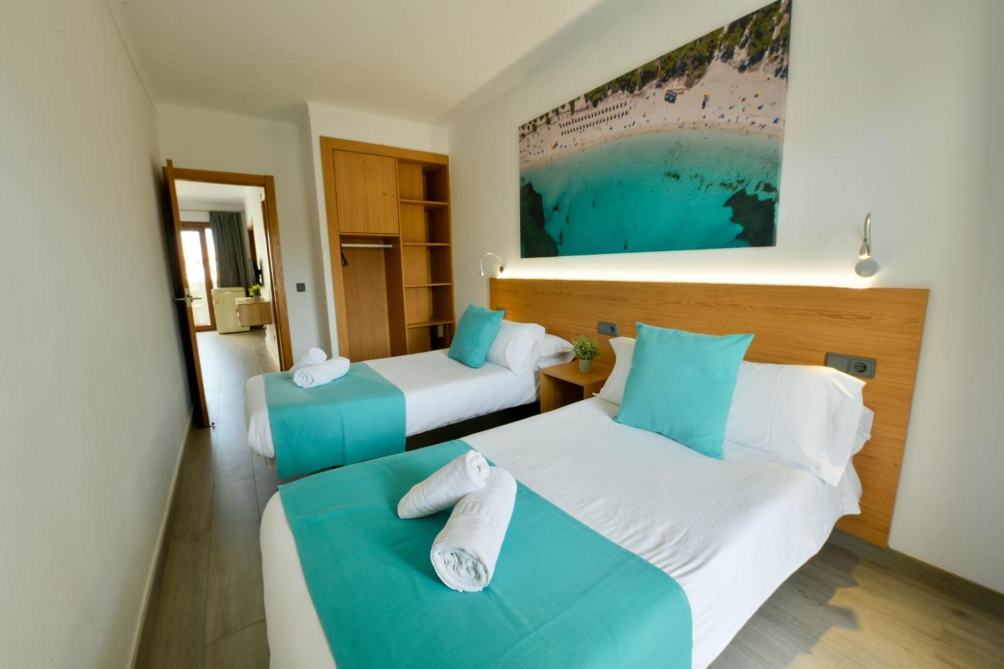 Apartamentos Estanques Colonia de Sant Jordi Екстериор снимка